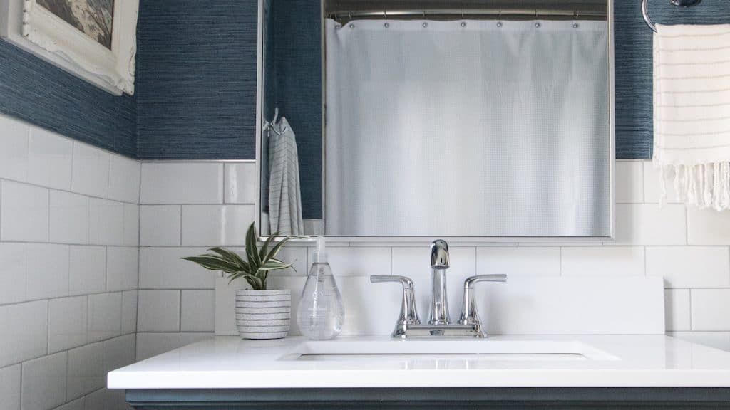 Expert Tips To Refresh Your Bathroom